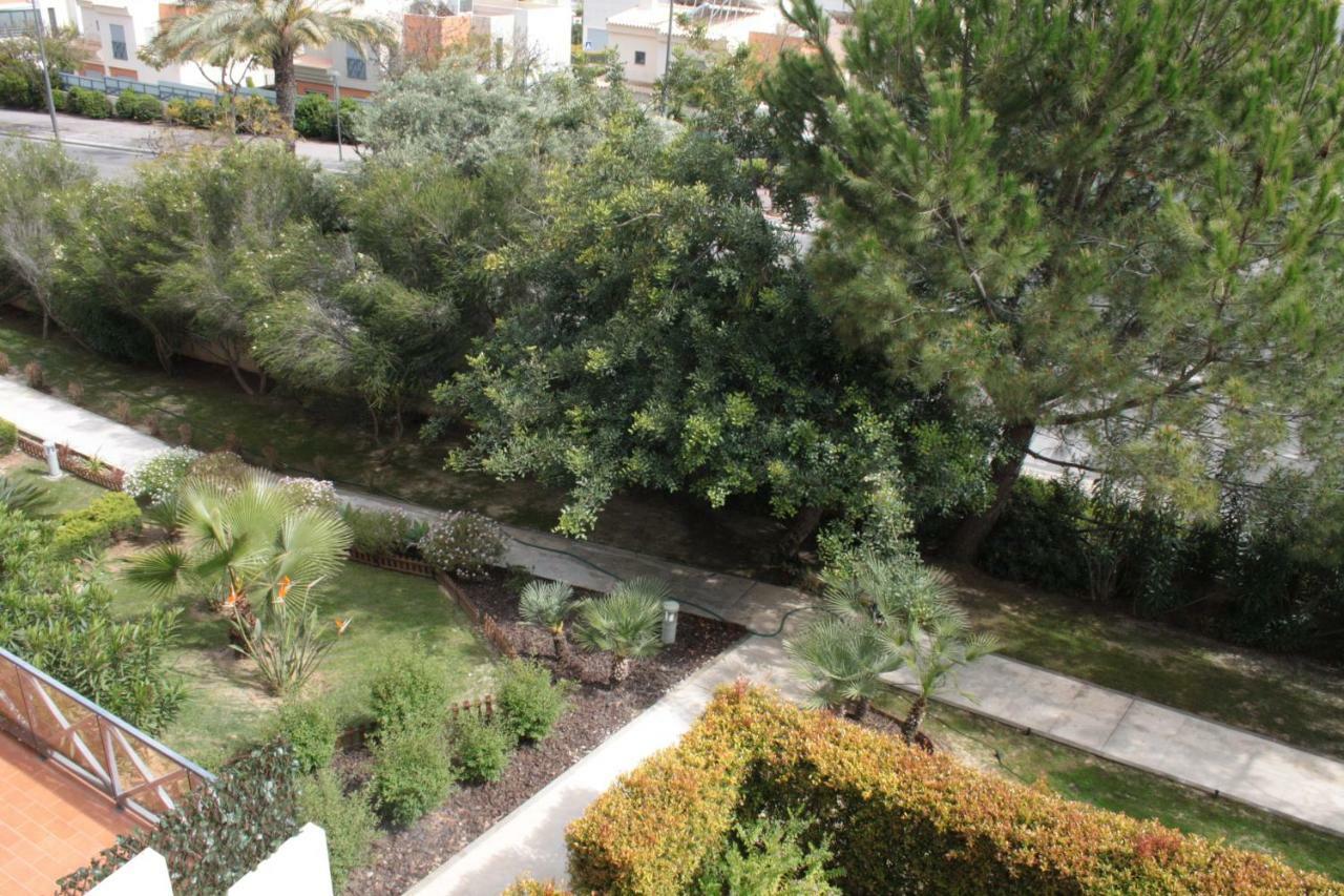 Apartamento Com Piscina Em Albufeira, Corcovada Exterior photo